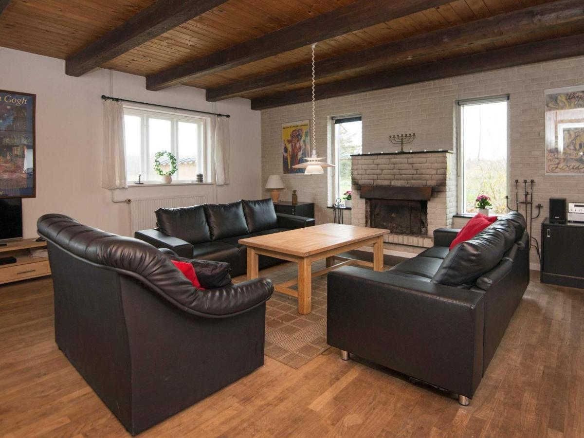 15 Person Holiday Home In Hundslund Bagian luar foto